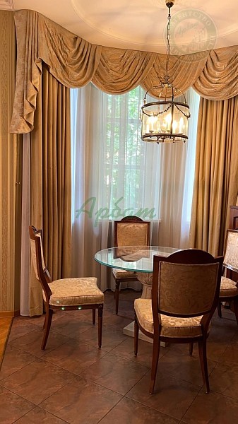 Дом, 841 кв.м. (№14236)