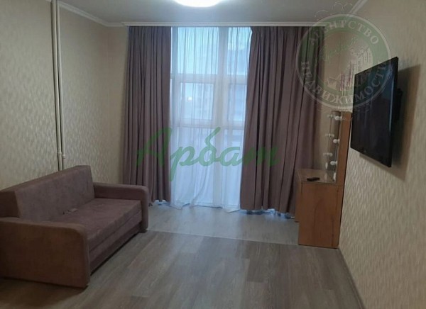 Снять 1-к квартиру, 37 кв.м. (№14842)