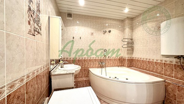 2-к квартира, 92 кв.м. (№14942)