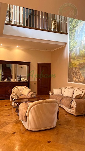 Дом, 841 кв.м. (№14405)