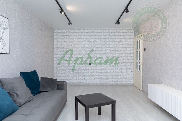 Снять 3-к квартиру, 67 кв.м. (№14996)