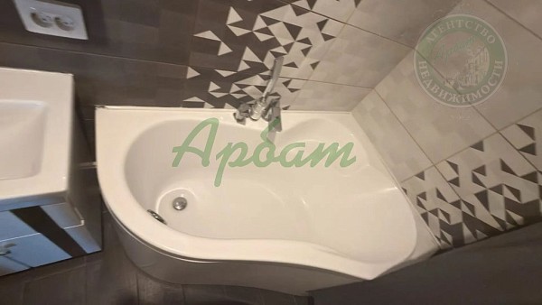 Снять 1-к квартиру, 44 кв.м. (№14693)