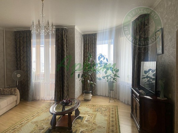 4-к квартира, 180 кв.м. (№14365)