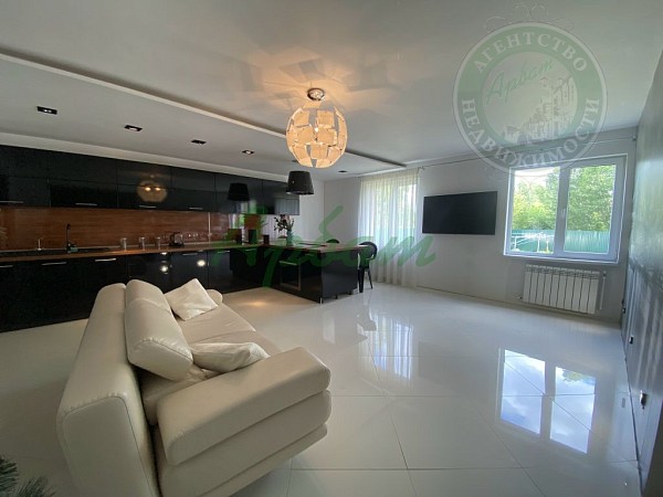 Дом, 192 кв.м., Пролетарский р-н, Циолковского ул