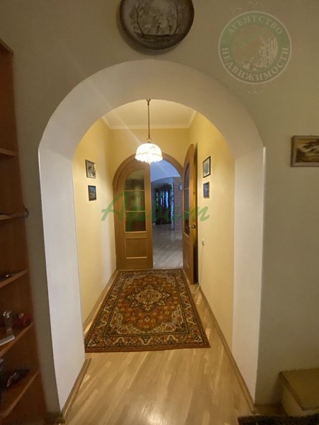 4-к квартира, 180 кв.м. (№14365)