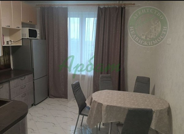Снять 1-к квартиру, 37 кв.м. (№14842)