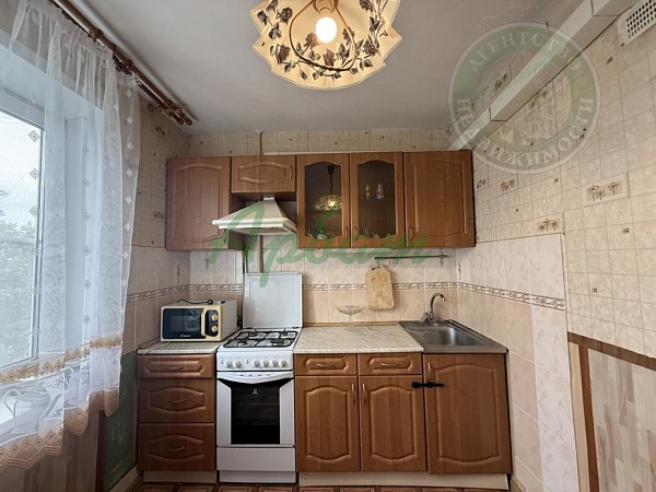 Снять 1-к квартиру, 38 кв.м., Московский р-н, Можайского ул, 65