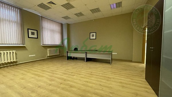 Офисное помещение, 300 кв.м. (№13790)
