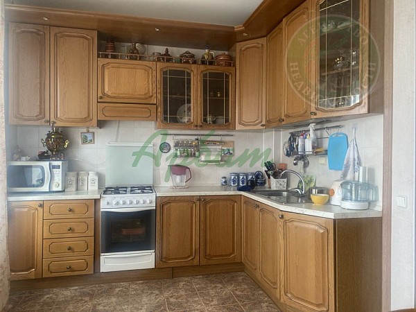 4-к квартира, 180 кв.м. (№14365)