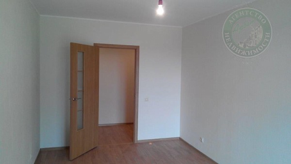 Снять 2-к квартиру, 61 кв.м. (№14500)