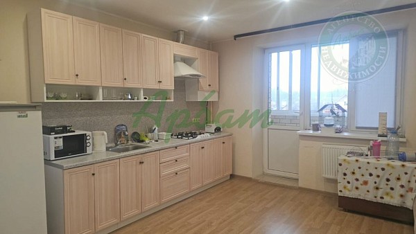 2-к квартира, 75 кв.м. (№14958)