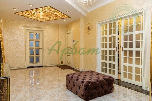 4-к квартира, 155 кв.м. (№14984)