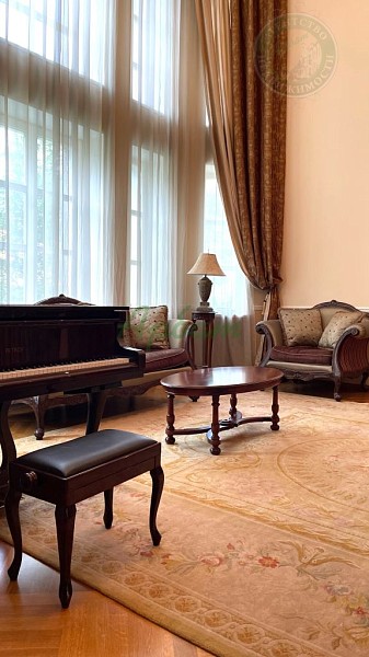 Дом, 841 кв.м. (№14236)