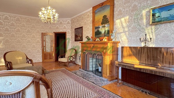 Дом, 260 кв.м. (№14417)