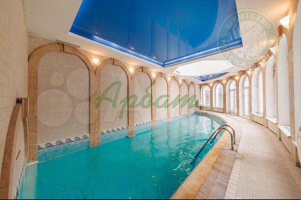 Дом, 841 кв.м. (№14405)