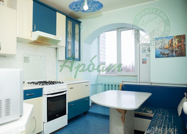 Снять 3-к квартиру, 67 кв.м. (№14996)