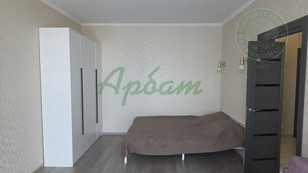 Снять 1-к квартиру, 37 кв.м. (№14842)