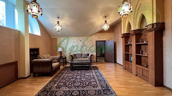 Дом, 841 кв.м. (№14236)