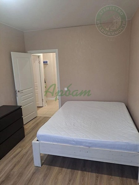 Снять 1-к квартиру, 42 кв.м., Пролетарский р-н, Оснабрюкская ул, 12 (№14562)