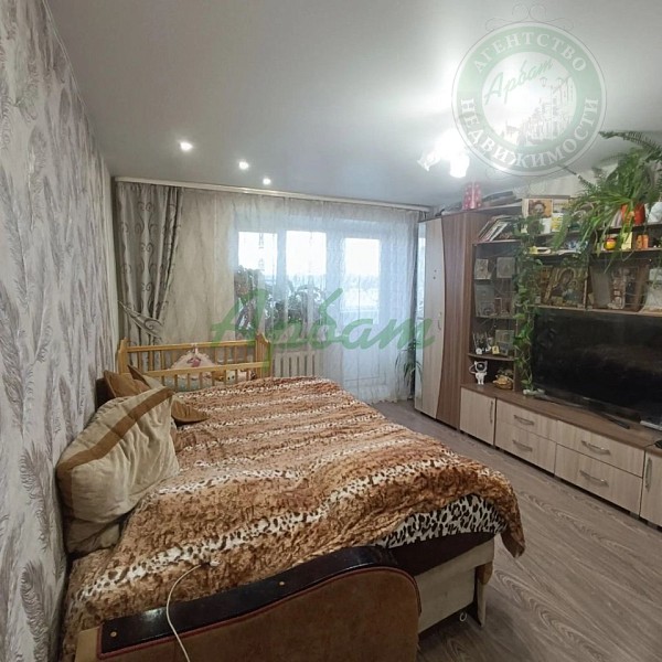 3-к квартира, 60 кв.м., больничная, 6