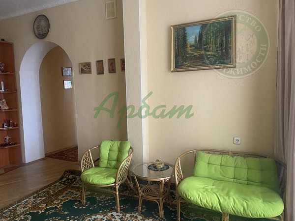 4-к квартира, 180 кв.м. (№14365)