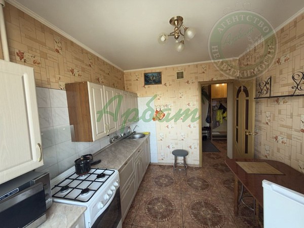 Снять 2-к квартиру, 54 кв.м. (№14507)