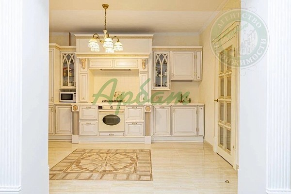 4-к квартира, 155 кв.м. (№14984)