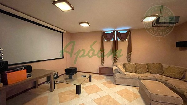 Дом, 841 кв.м. (№14405)