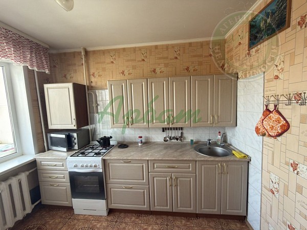 Снять 2-к квартиру, 54 кв.м. (№14507)