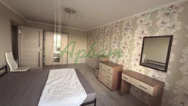 Снять 1-к квартиру, 44 кв.м. (№14693)