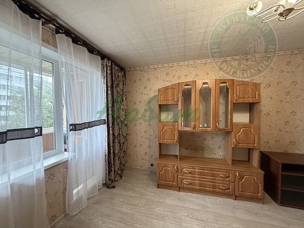 Снять 1-к квартиру, 38 кв.м. (№14990)