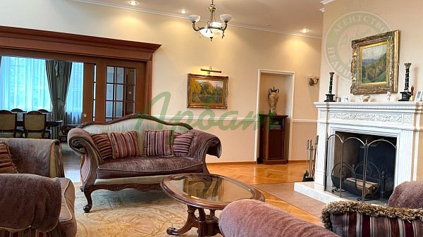 Дом, 841 кв.м. (№14712)