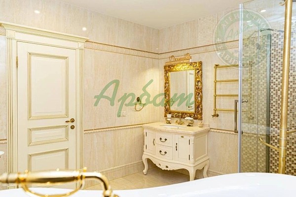 4-к квартира, 155 кв.м. (№14984)