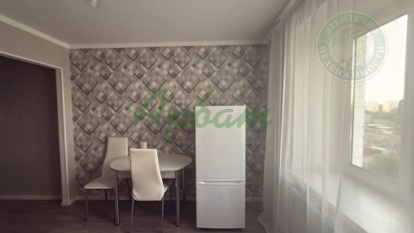 Снять 1-к квартиру, 44 кв.м. (№14693)