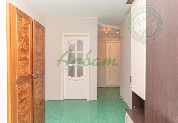 Снять 3-к квартиру, 67 кв.м. (№14996)