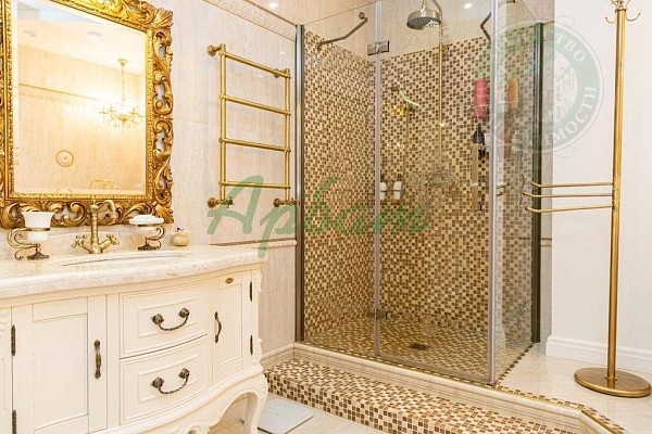 4-к квартира, 155 кв.м. (№14984)